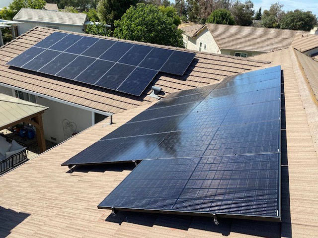 Expert solar design of panels on rooftop